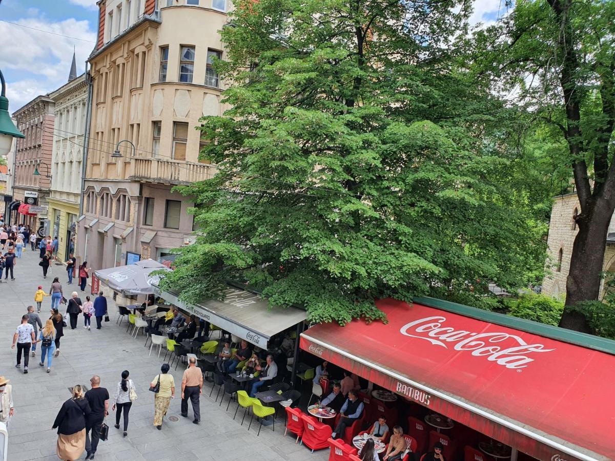 Spacious Tuzlaks Apartments Sarajevo Ferhadija Kültér fotó